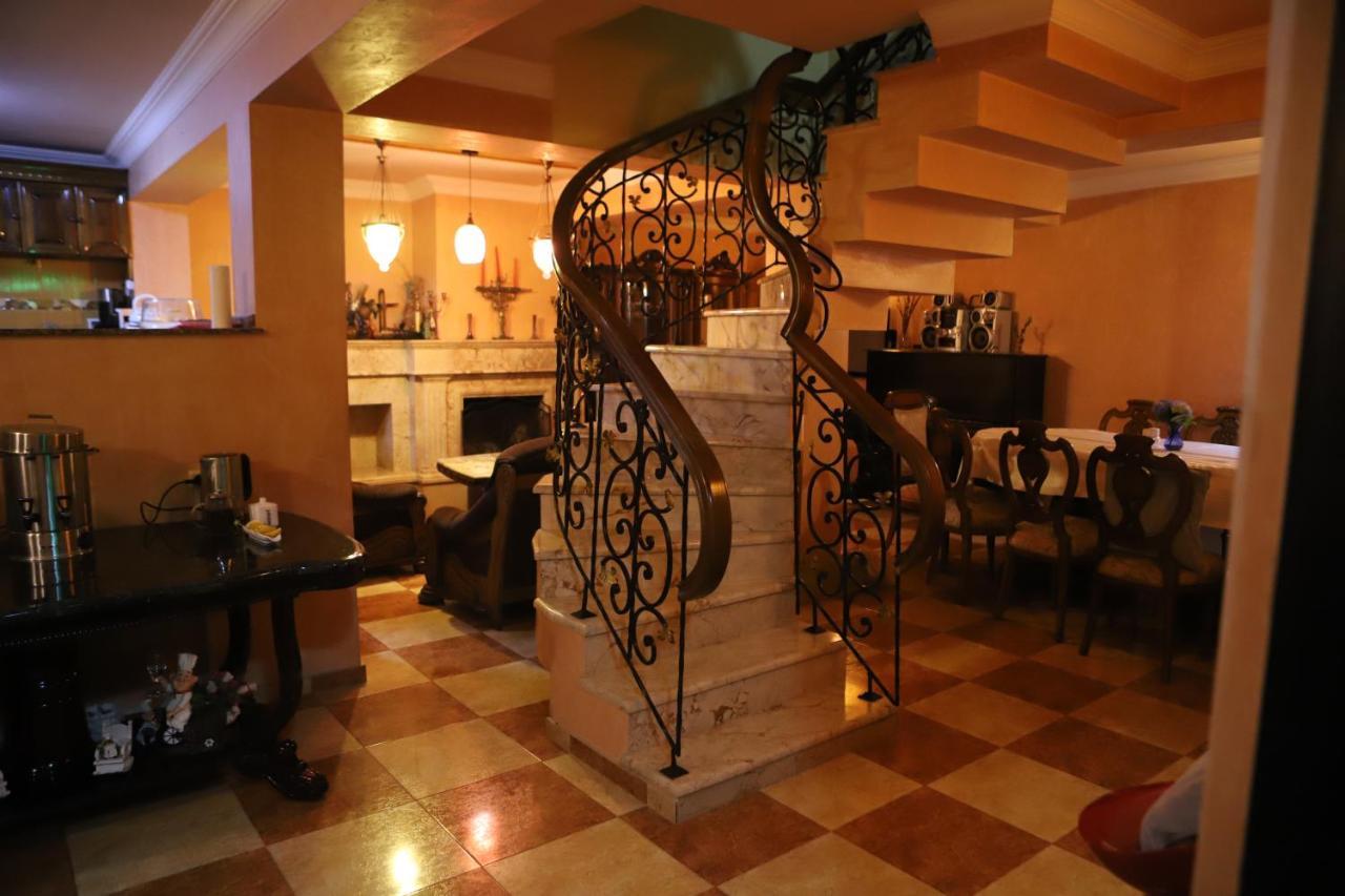 Hotel Black Sea House Batumi Exterior photo