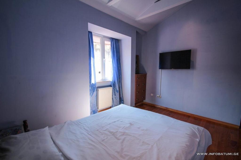 Hotel Black Sea House Batumi Exterior photo