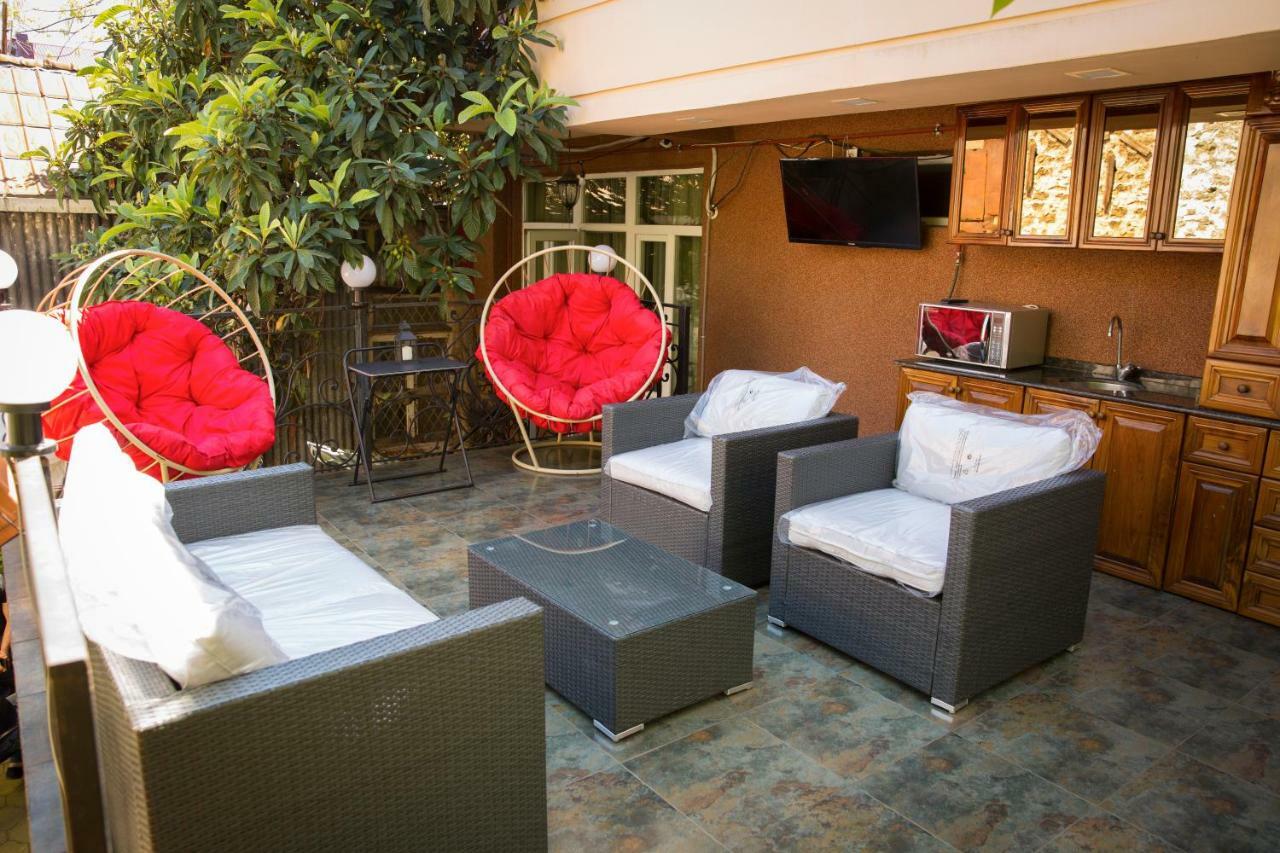 Hotel Black Sea House Batumi Exterior photo